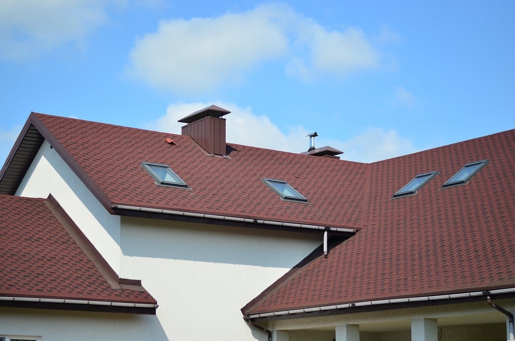 Choisir le revêtement idéal pour une toiture durable
